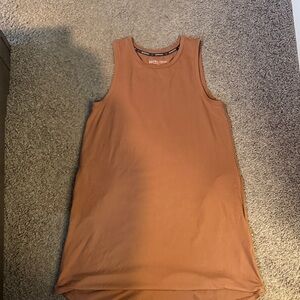Recreation Thread & Supply Sleeveless Scoop Tunic in Rust. NWOT